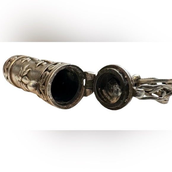 Sterling Silver Prayer/Poison Vial Locket Pendant - Picture 8 of 10